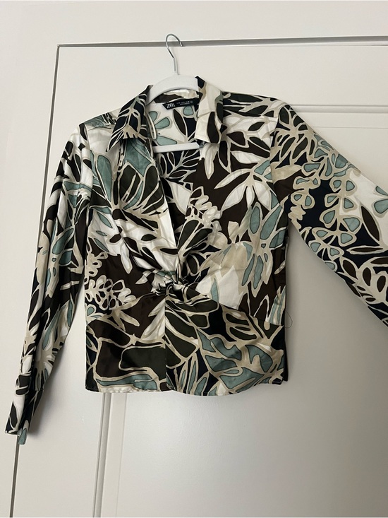 Zara Tops - Zara Cream, Black, Olive & Light Teal Floral Print Button-Up